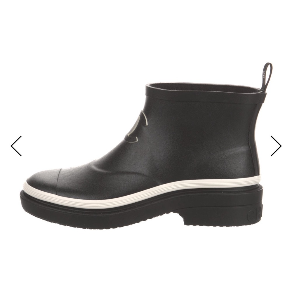 Chanel Logo Rain Booties - Picture 3 of 13